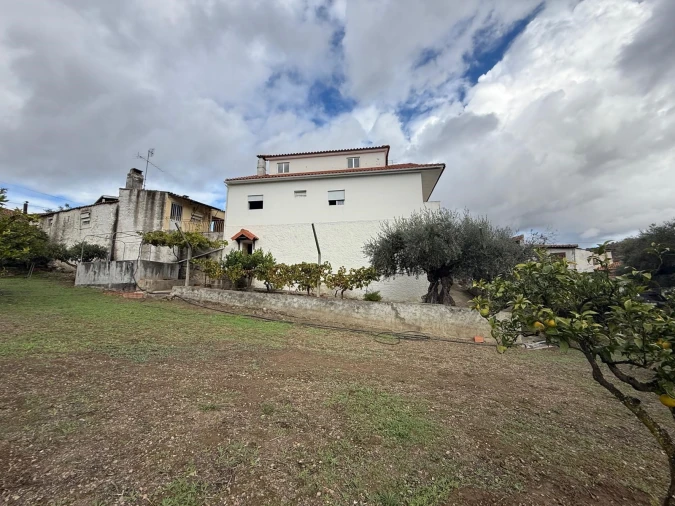 Moradia T3 para Venda em Vila Flor e Nabo Foto 4