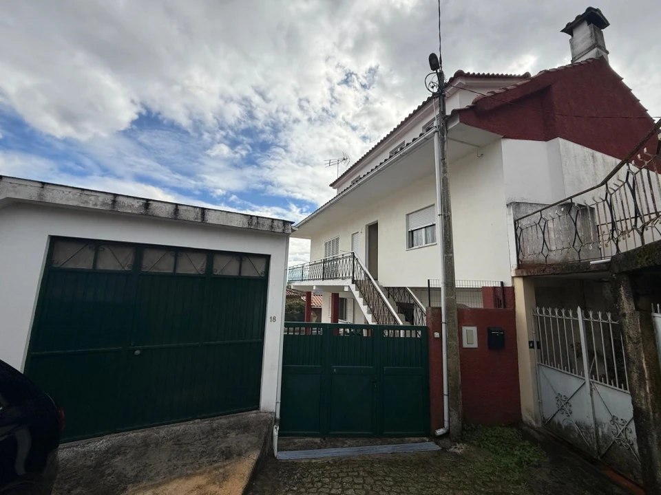 Moradia T3 para Venda em Vila Flor e Nabo Foto 6