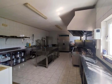 Negócio para Venda em Seixo de Manhoses