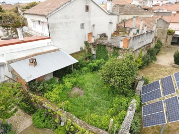 Moradia T6 para Venda em Vilas Boas e Vilarinho das Azenhas