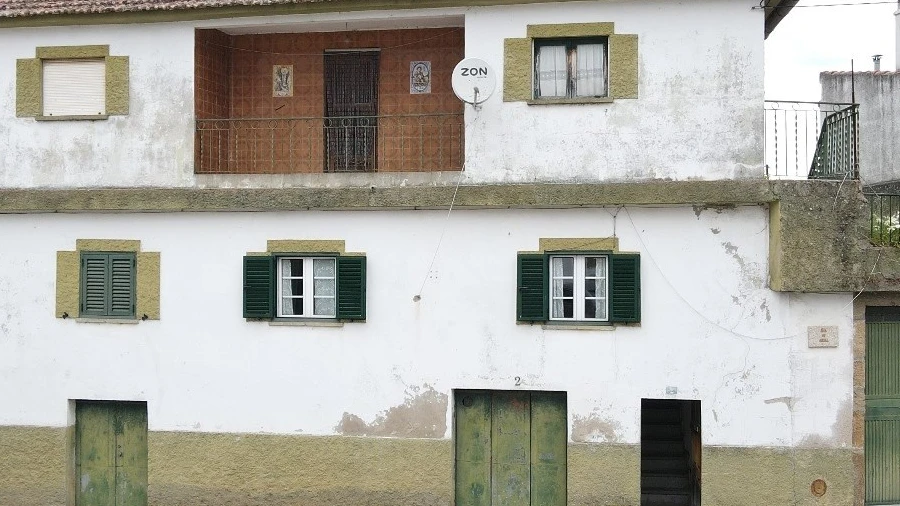Moradia T6 para Venda em Vilas Boas e Vilarinho das Azenhas