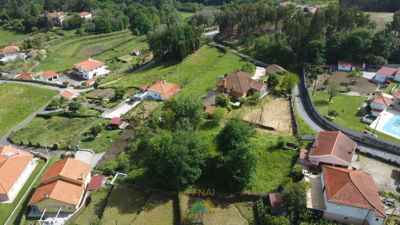 Terreno para Venda em Sabadim Foto 3