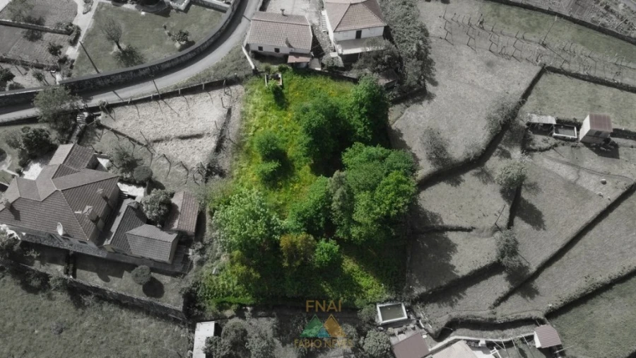 Terreno para Venda em Sabadim Foto 2