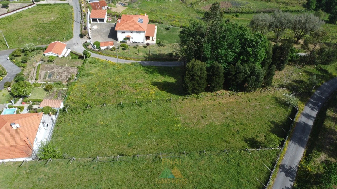 Terreno para Venda em Sabadim Foto 5