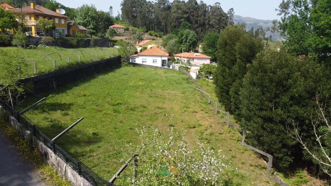 Terreno para Venda em Sabadim Foto 7