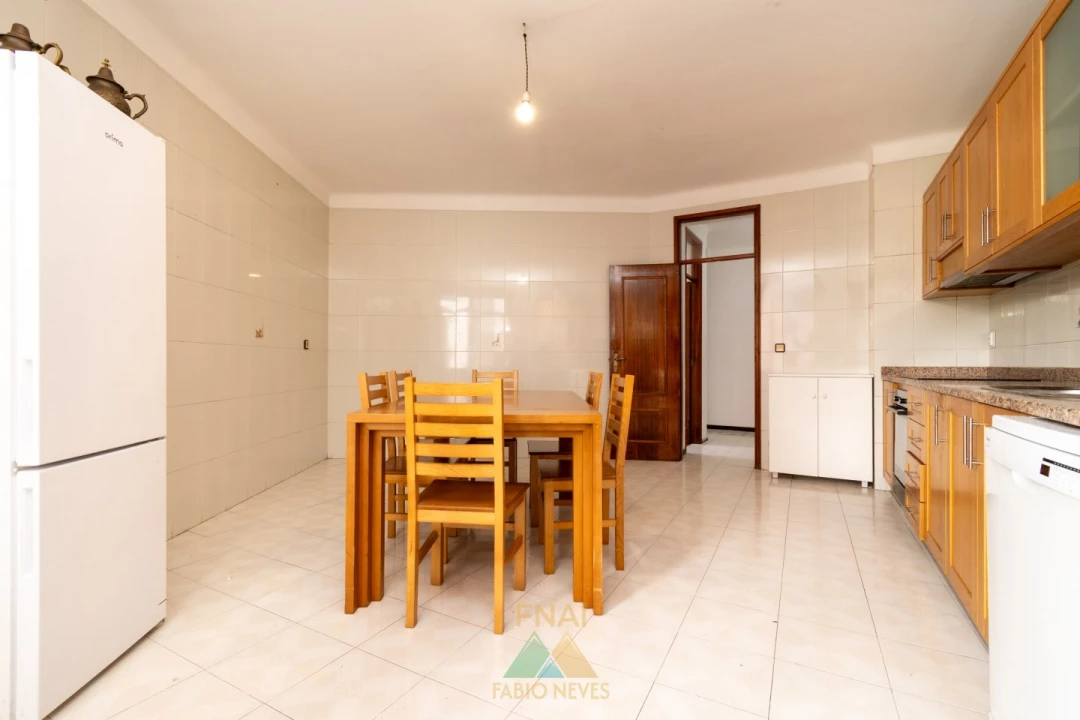 Apartamento T3 para Venda em Ponte da Barca, V.N. Muía, Paço Vedro Magalhães Foto 3