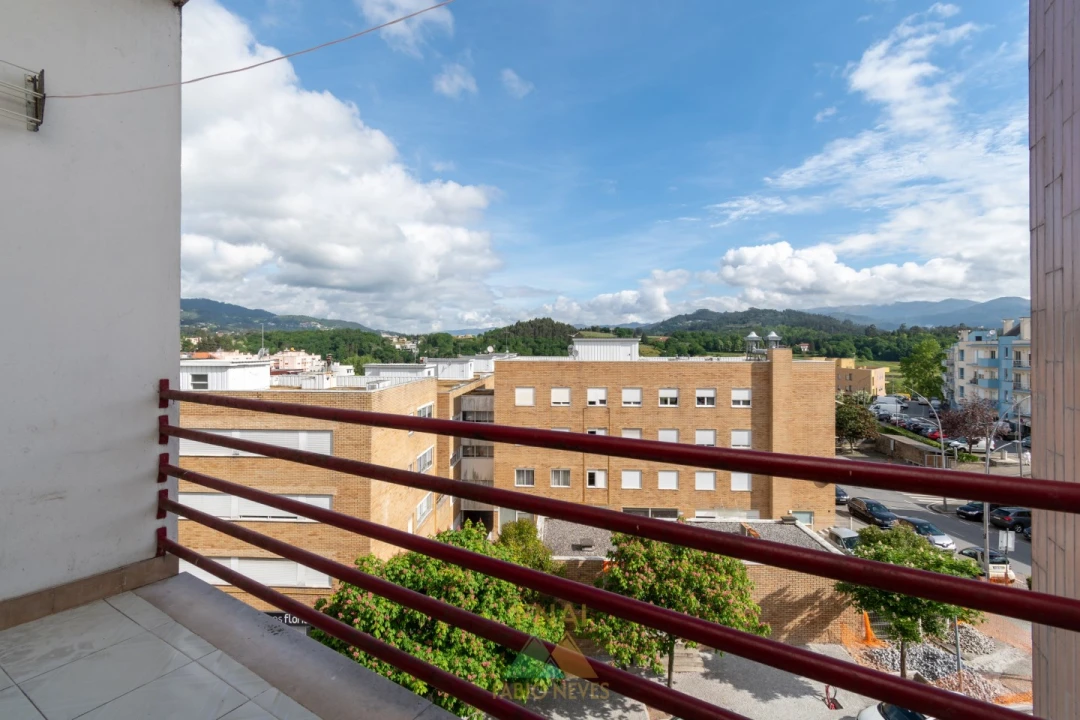 Apartamento T3 para Venda em Ponte da Barca, V.N. Muía, Paço Vedro Magalhães Foto 4