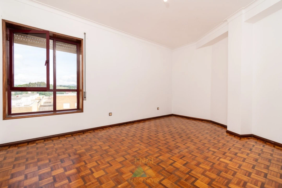 Apartamento T3 para Venda em Ponte da Barca, V.N. Muía, Paço Vedro Magalhães Foto 17