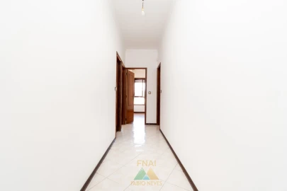 Apartamento T3 para Venda em Ponte da Barca, V.N. Muía, Paço Vedro Magalhães