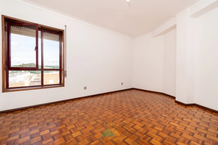 Apartamento T3 para Venda em Ponte da Barca, V.N. Muía, Paço Vedro Magalhães Foto 17