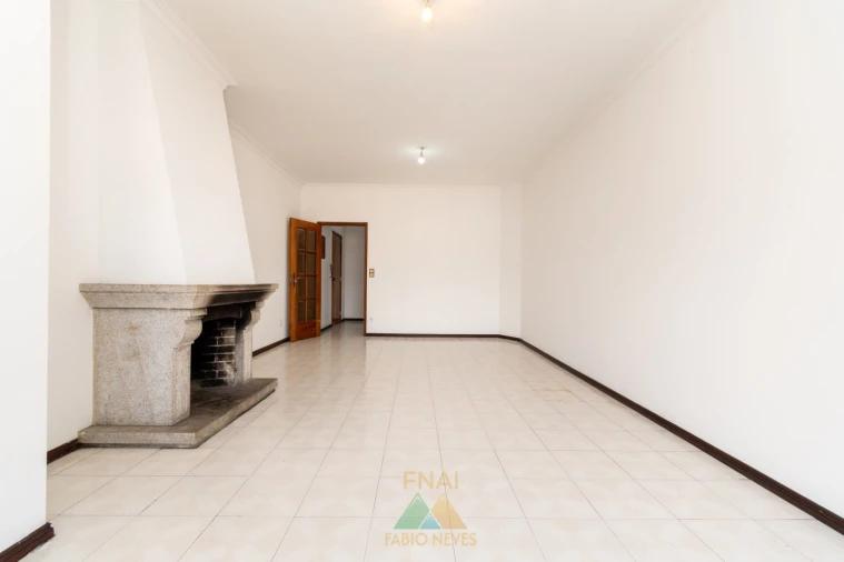 Apartamento T3 para Venda em Ponte da Barca, V.N. Muía, Paço Vedro Magalhães Foto 23