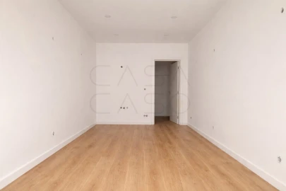 Loja para Arrendamento em União das Freguesias de Setúbal