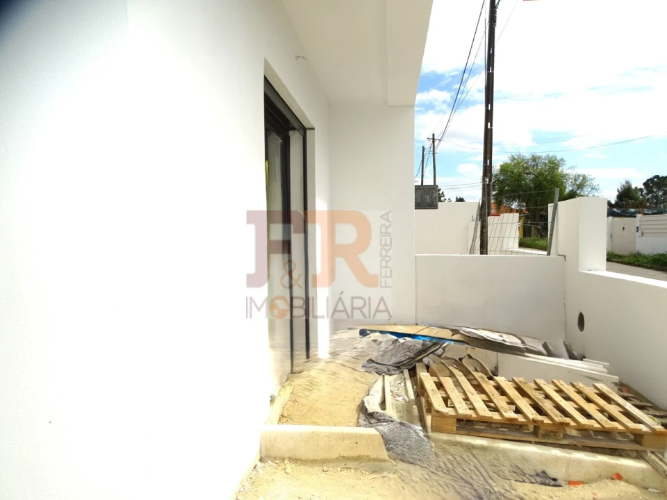 Moradia T3 para Venda em Fernao Ferro Foto 26