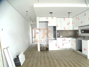 Moradia T3 para Venda em Fernao Ferro