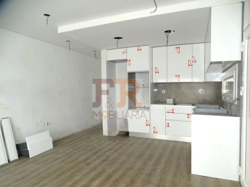 Moradia T3 para Venda em Fernao Ferro