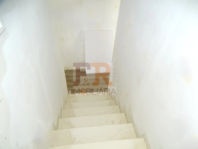 Moradia T3 para Venda em Fernao Ferro Foto 18