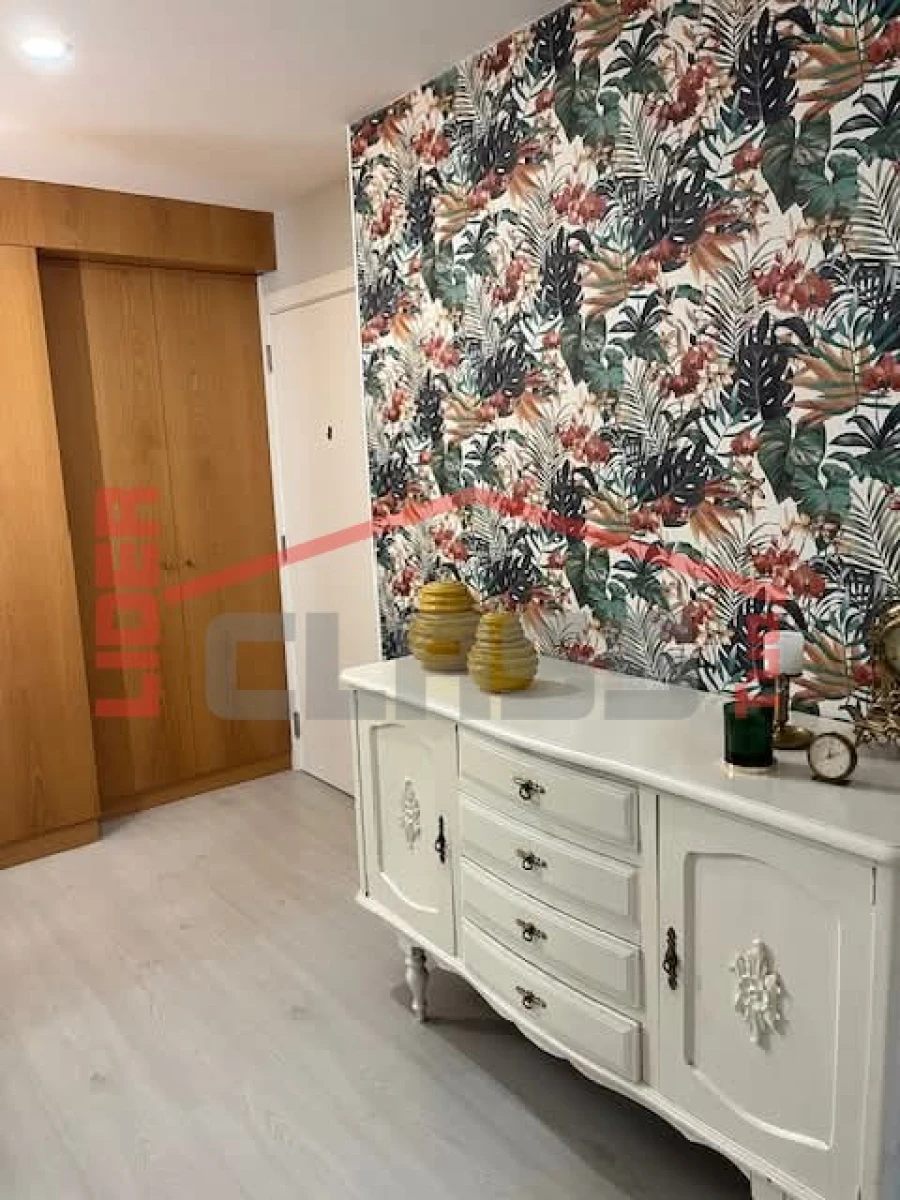 Apartamento T2 para Venda em Mirandela Foto 4