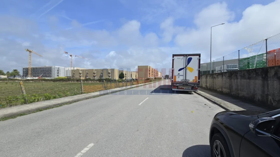 Terreno para Venda em Póvoa de Varzim, Beiriz e Argivai Foto 2