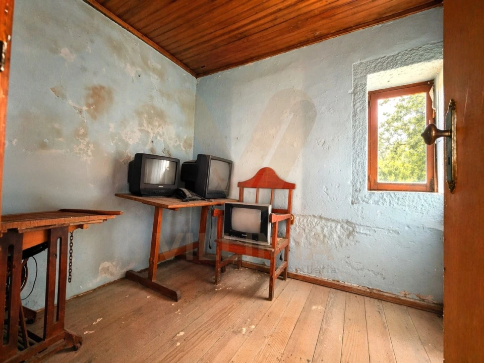 Moradia T3 para Venda em Facha Foto 28