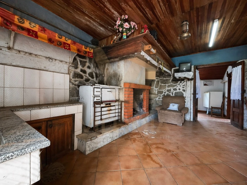 Moradia T3 para Venda em Facha Foto 13