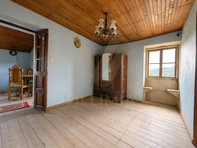 Moradia T3 para Venda em Facha Foto 24