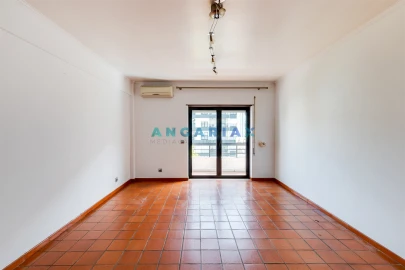 Apartamento T3 para Venda em Leiria, Pousos, Barreira e Cortes