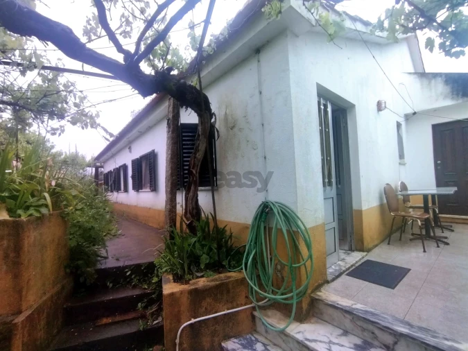 Moradia T3 para Venda em Covas Foto 3