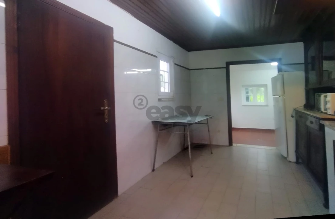 Moradia T3 para Venda em Covas Foto 6