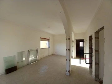 Moradia T5 para Venda em São Francisco