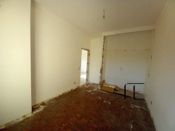 Moradia T5 para Venda em São Francisco