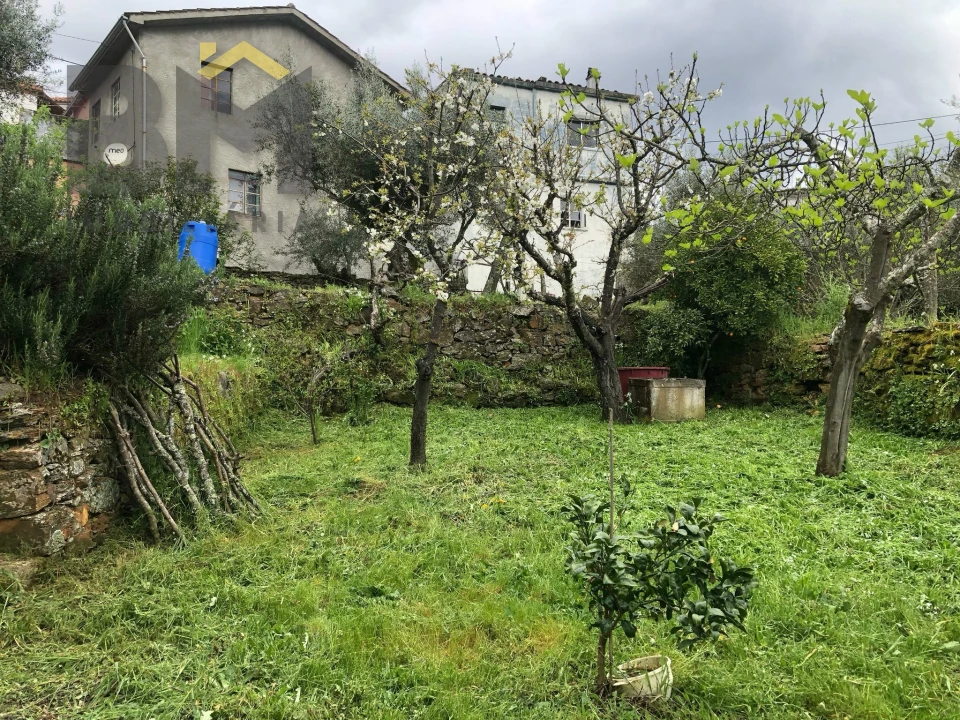 Moradia T2 para Venda em Barroca Foto 24