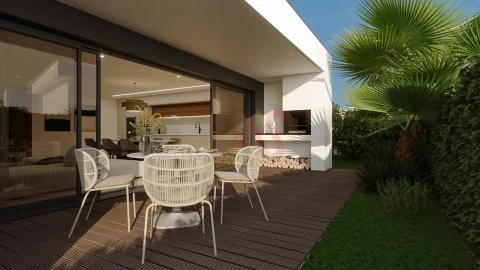 Moradia T3 para Venda em Grijó e Sermonde