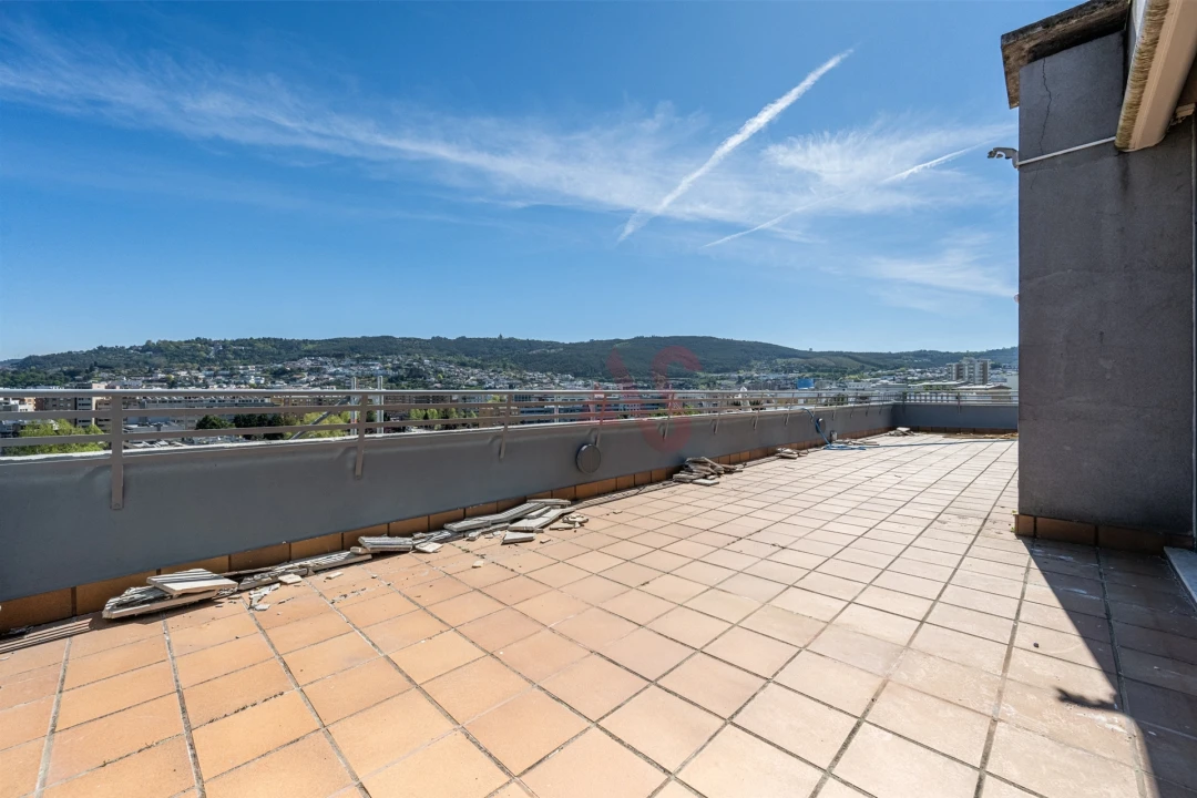 Apartamento T4 para Venda em São Vitor (Braga) Foto 30