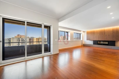 Apartamento T4 para Venda em São Vitor (Braga)