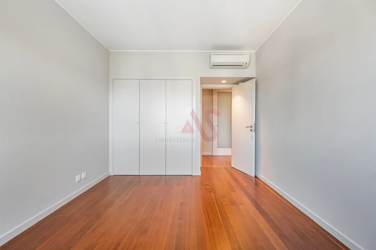 Apartamento T4 para Venda em São Vitor (Braga) Foto 16