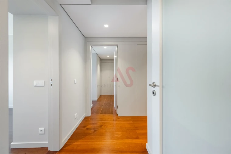 Apartamento T4 para Venda em São Vitor (Braga) Foto 14