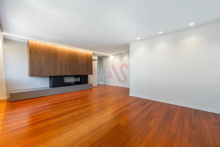 Apartamento T4 para Venda em São Vitor (Braga) Foto 12