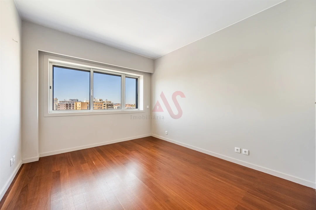 Apartamento T4 para Venda em São Vitor (Braga) Foto 15
