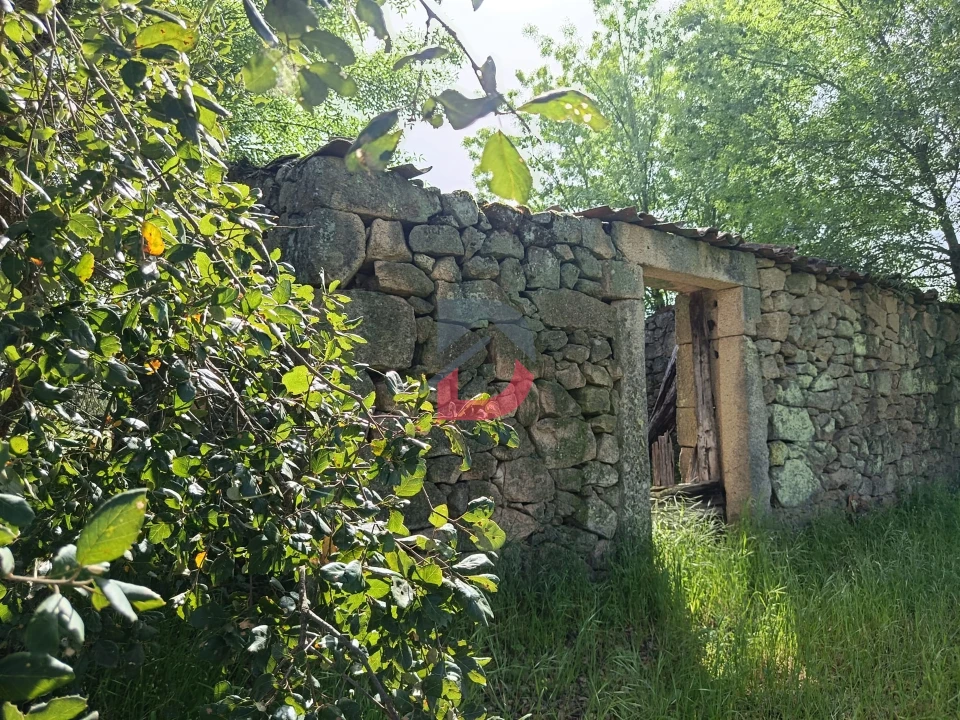 Quinta T0 para Venda em Póvoa de Rio de Moinhos e Cafede Foto 2