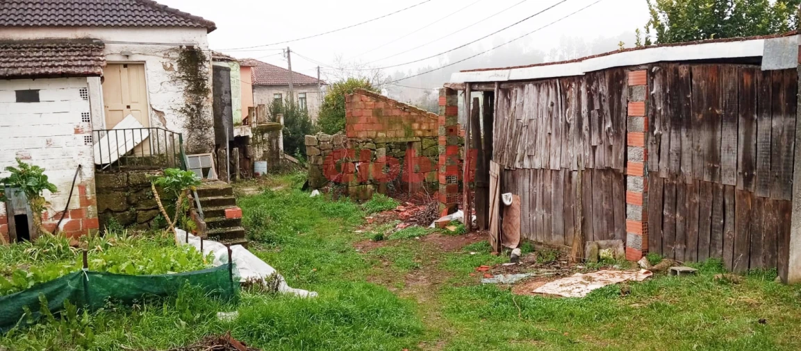 Moradia T4 para Venda em Boa Aldeia, Farminhão e Torredeita Foto 3