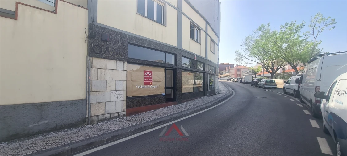 Loja para Arrendamento em Leiria, Pousos, Barreira e Cortes Foto 3