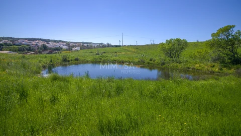 Terreno para Venda em Bensafrim e Barão de São João