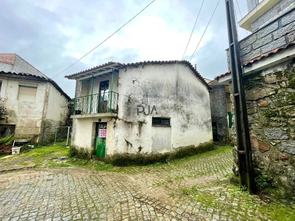 Moradia T1 para Venda em Lusinde Foto 2