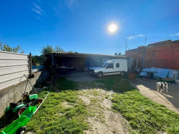 Moradia T3 para Venda em Lajeosa do Dão