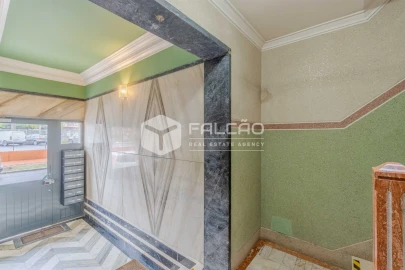 Apartamento T3 para Venda em Venteira