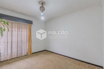 Apartamento T3 para Venda em Venteira
