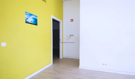 Loja para Venda em Lumiar