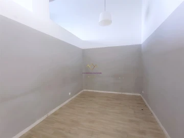 Loja para Venda em Lumiar