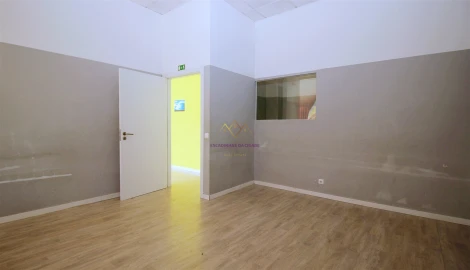 Loja para Venda em Lumiar