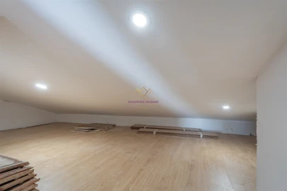 Moradia T1 para Venda em Ajuda